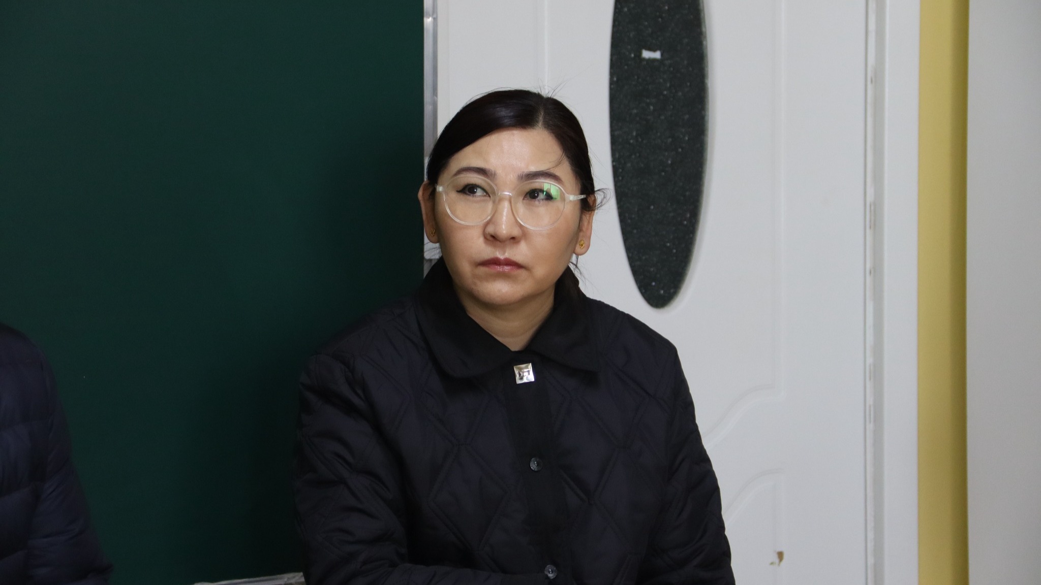 ЗҮҮН БҮСИЙН АЛБАДАН ЭМЧИЛГЭЭНИЙ ТӨВИЙН ҮЙЛ АЖИЛЛАГААТАЙ ТАНИЛЦЛАА.