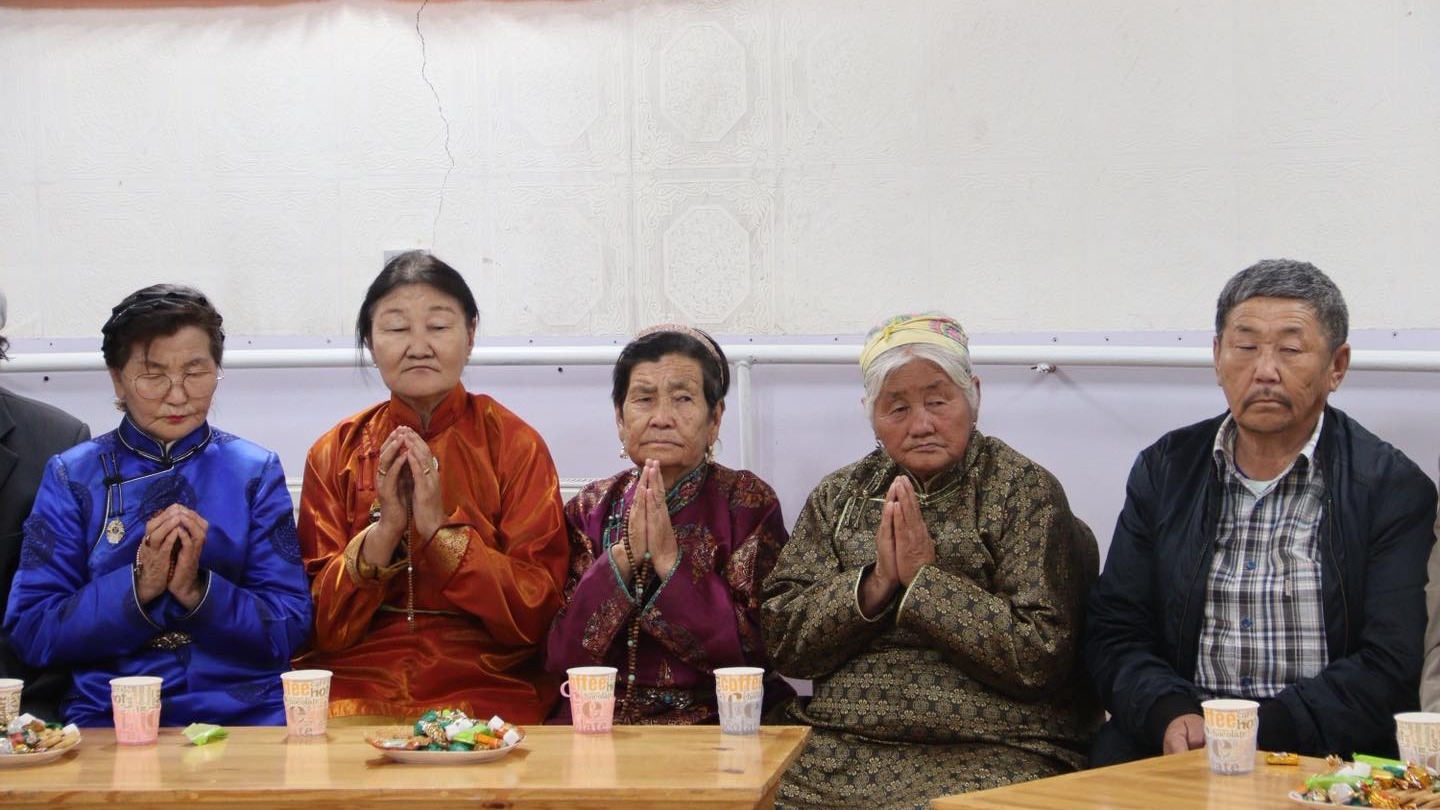 ХЭЛМЭГДЭГСДИЙН ГЭГЭЭН ДУРСГАЛД ХҮНДЭТГЭЛ ҮЗҮҮЛЛЭЭ.