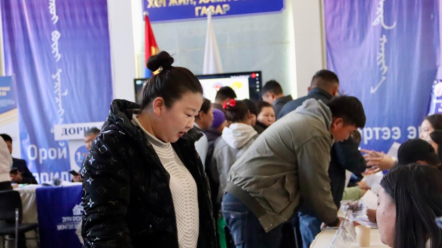 ХӨДӨЛМӨР ЭРХЛЭЛТИЙГ ДЭМЖИХ ӨДӨРЛӨГ ЗОХИОН БАЙГУУЛАГДАЖ БАЙНА