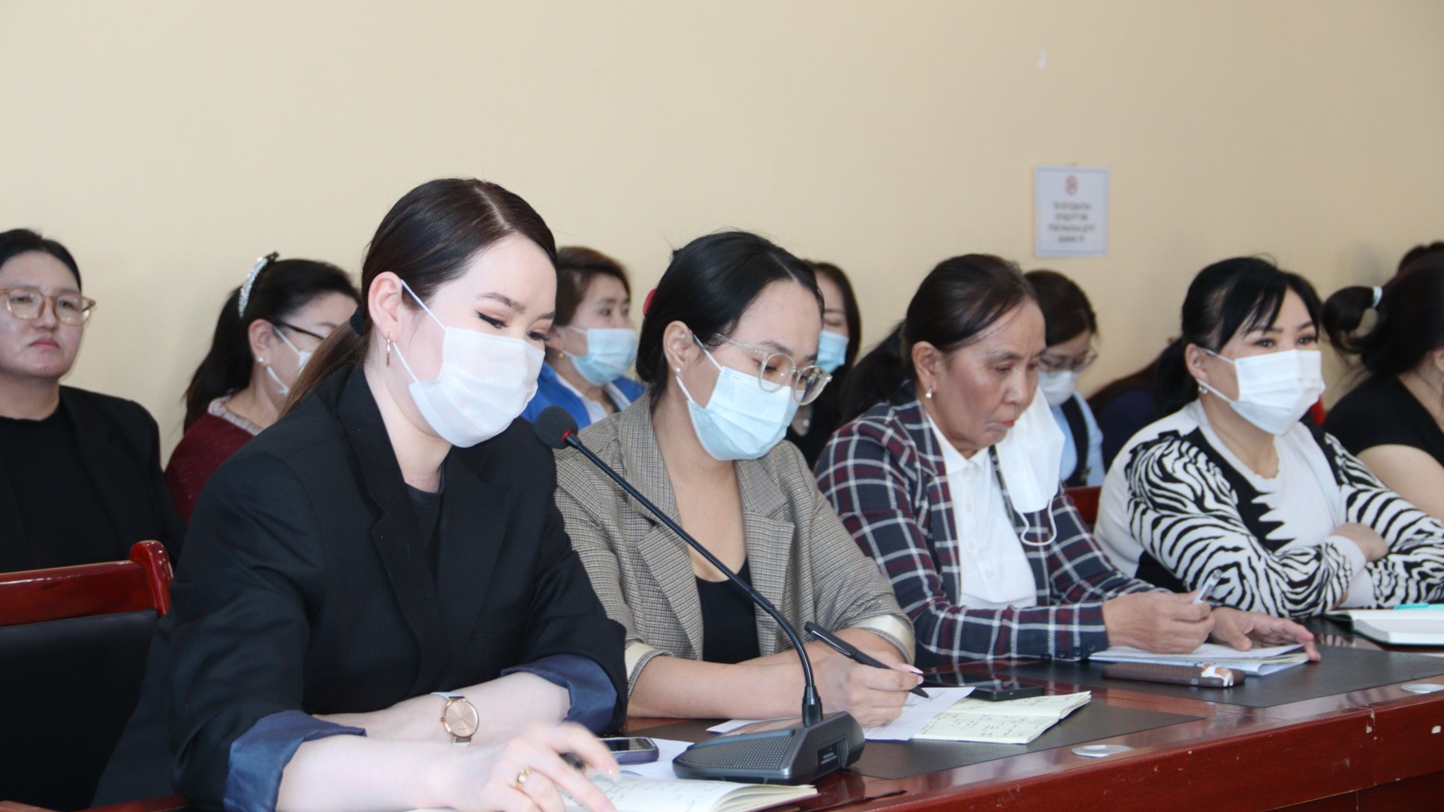 ХЭРЛЭН СУМЫН ОНЦГОЙ  КОМИСС  ХУРАЛДЛАА.