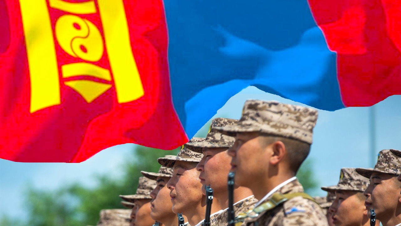 ОЮУТАН ЦЭРГИЙН АНХАН ШАТНЫ БҮРТГЭЛИЙН ХҮСЭЛТИЙГ ХҮЛЭЭН АВНА.